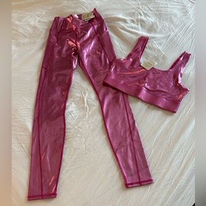 Fabletics fuchsia fog foil Pink Harlyn Med Bra Oasis Small high legging Barbie